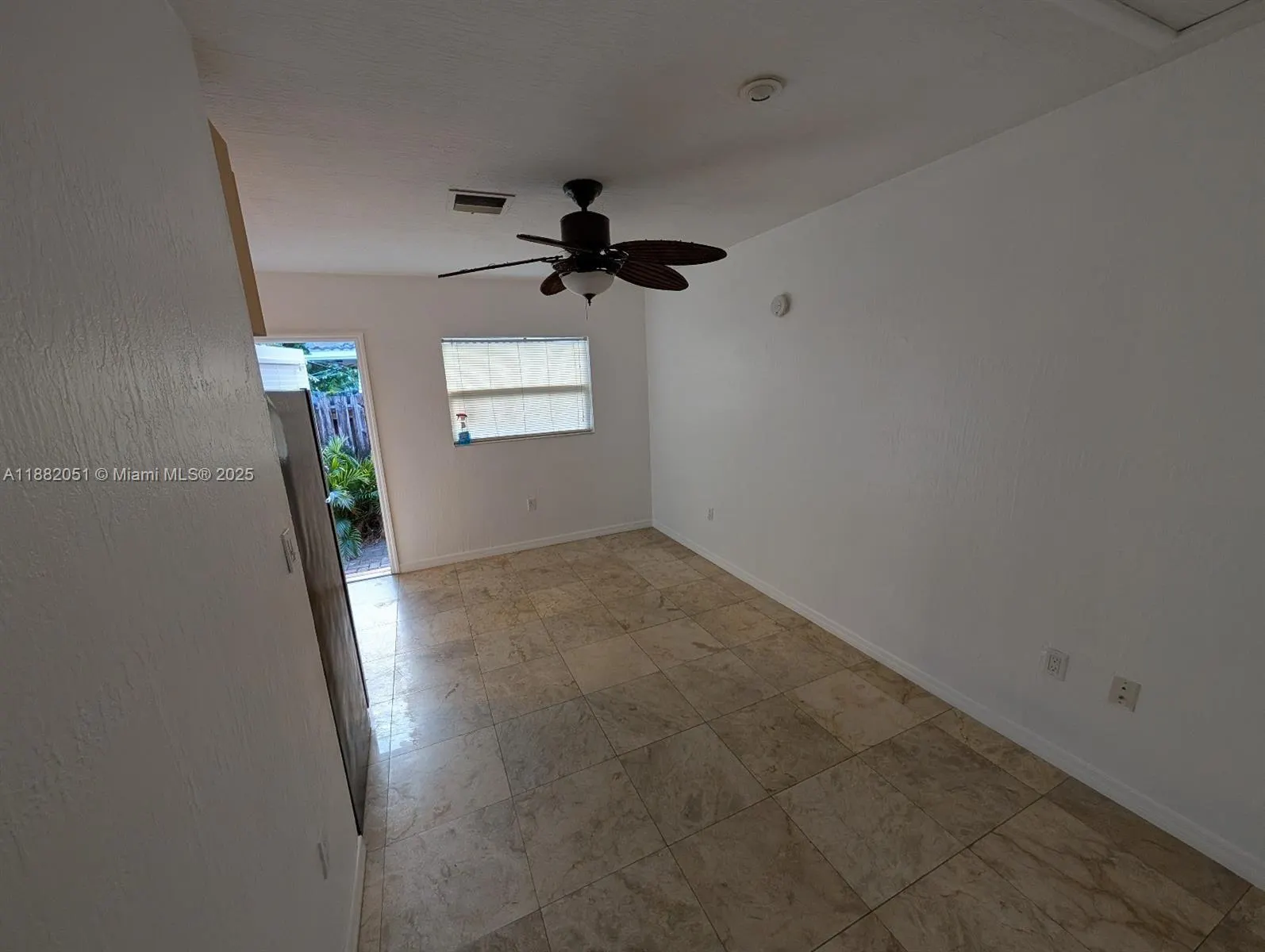 728 NE 13th Ct, #11
