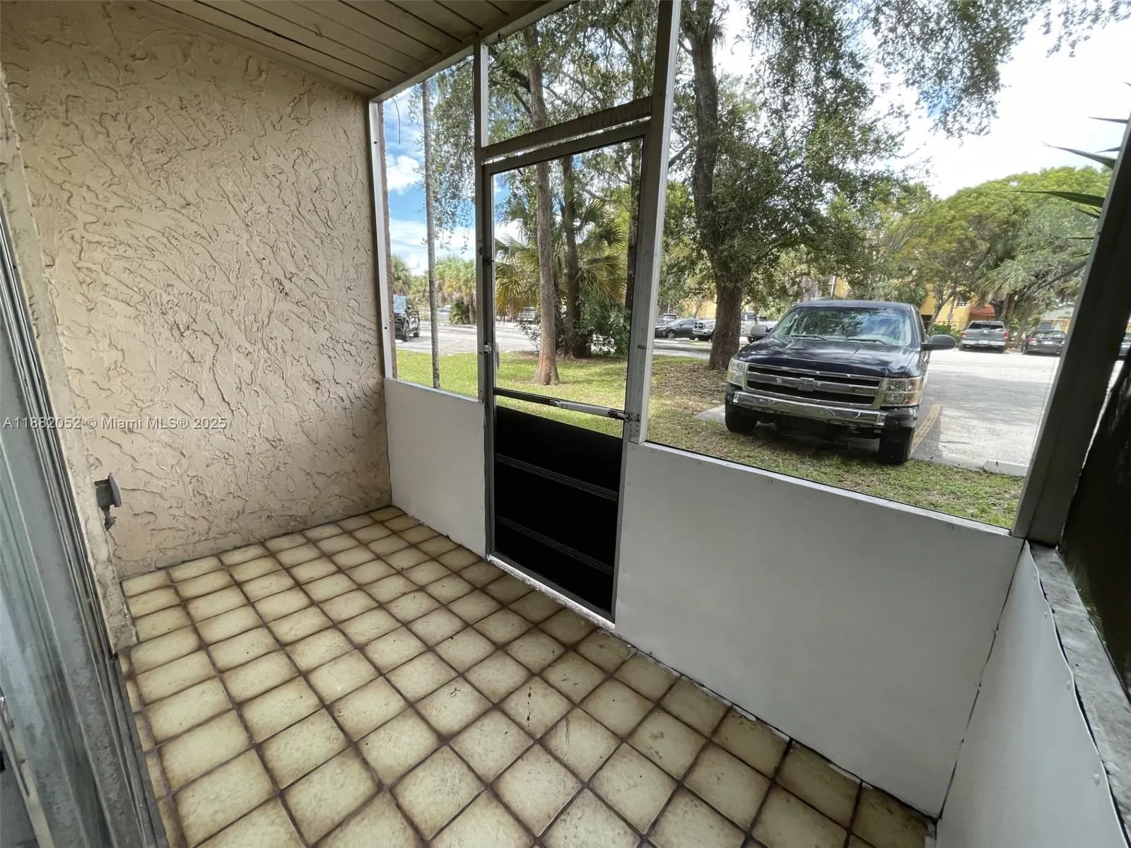 2800 NW 56th Ave, #B107