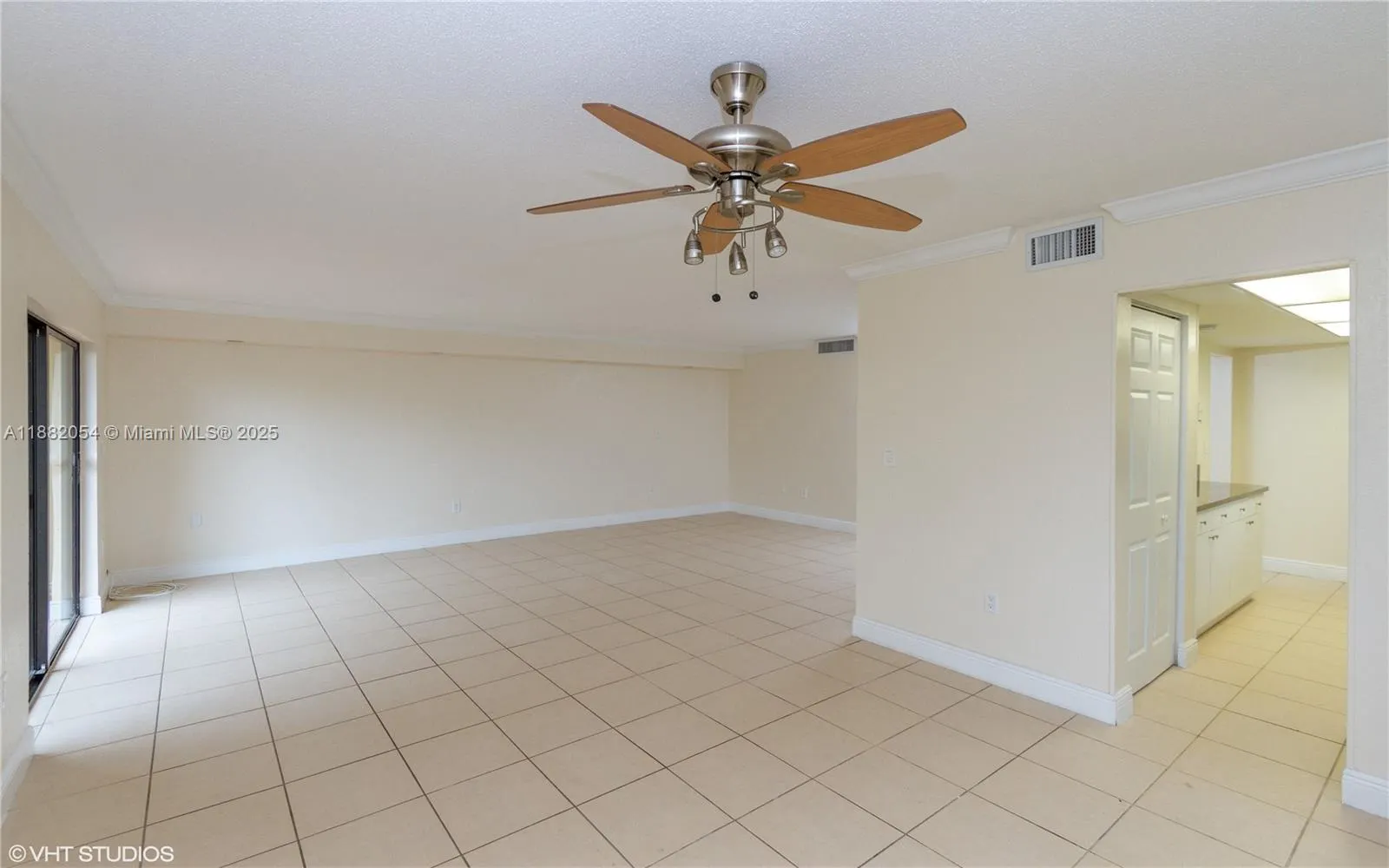 10405 N Kendall Dr, #A210