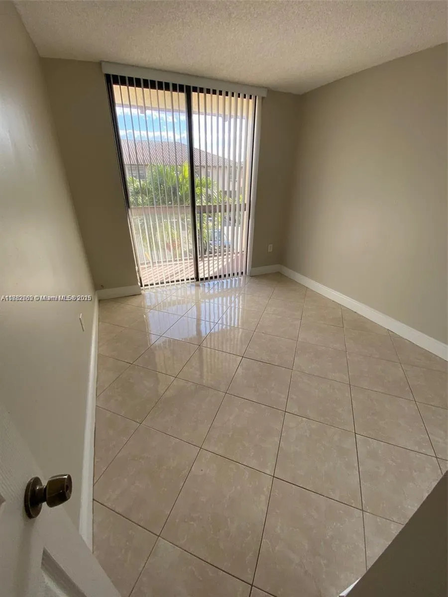 12241 SW 16th Ter, #K105