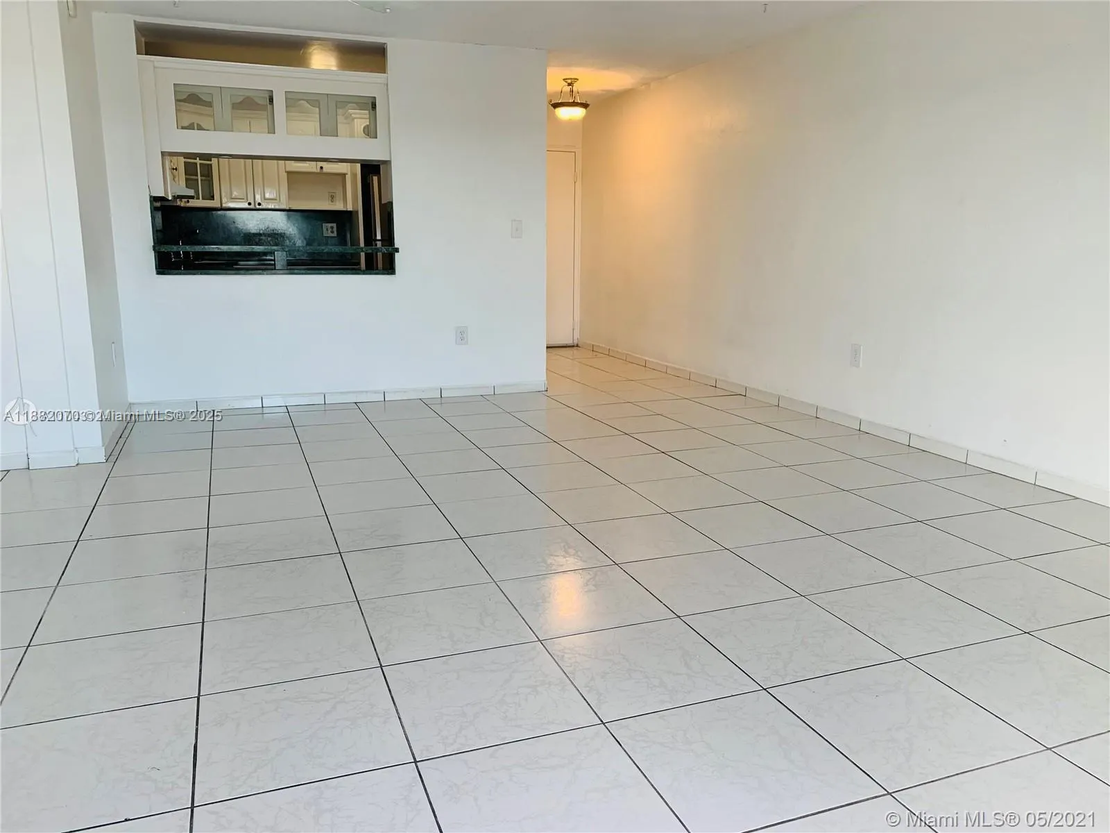 1325 W 68th St, #514