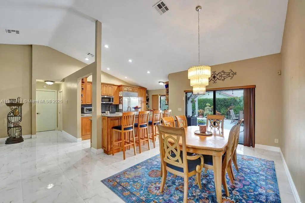 3187 Beechberry Cir