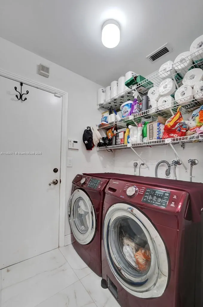 3187 Beechberry Cir