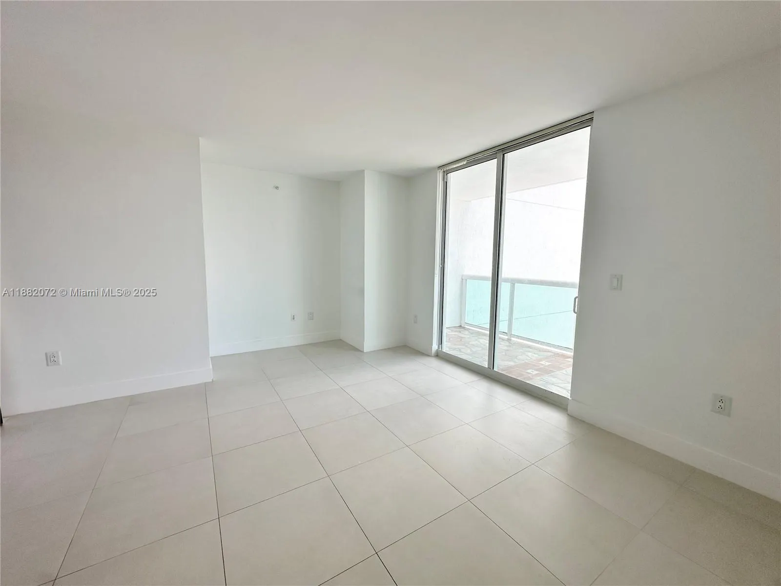 1800 N Bayshore Dr, #4102
