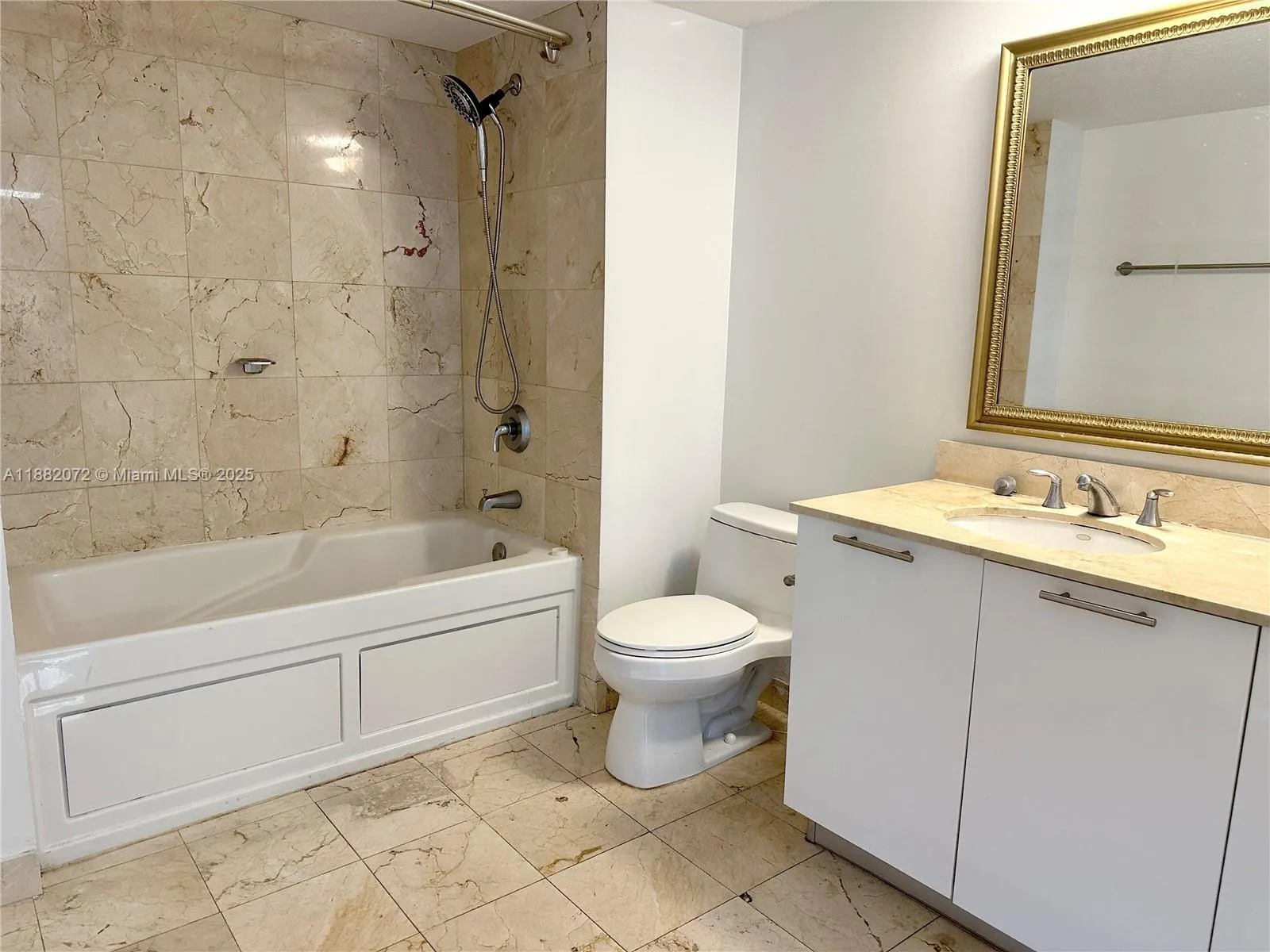 1800 N Bayshore Dr, #4102