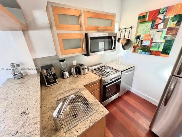 815 Euclid Ave, #11