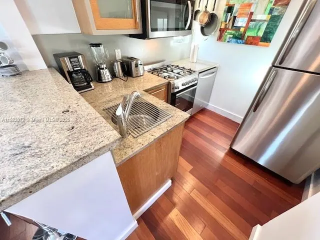 815 Euclid Ave, #11