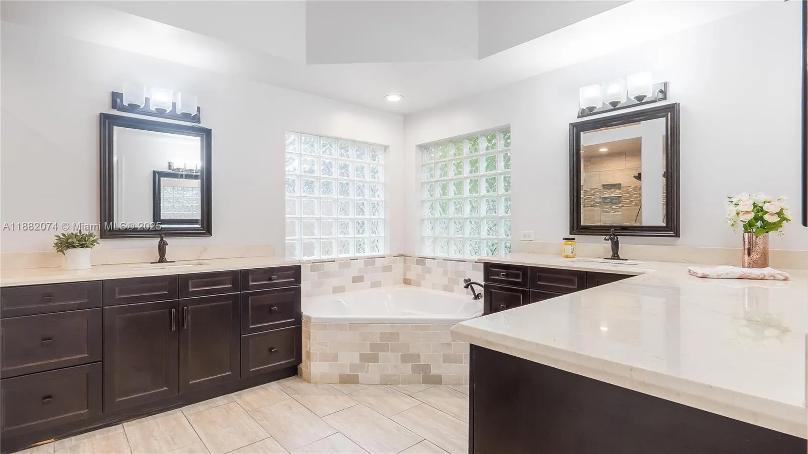 10337 NW 53rd Ct