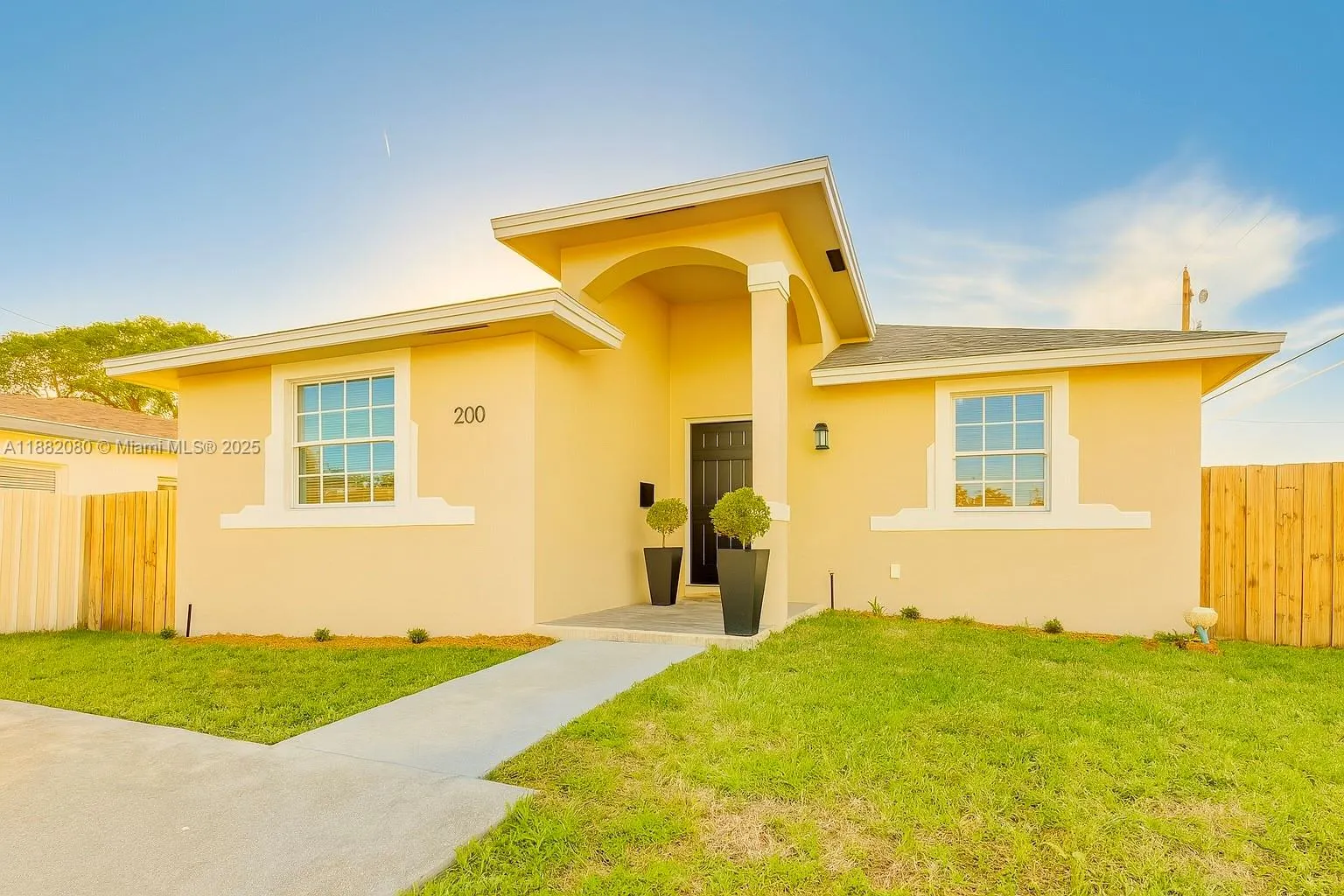 200 SW 2nd Ave, #0