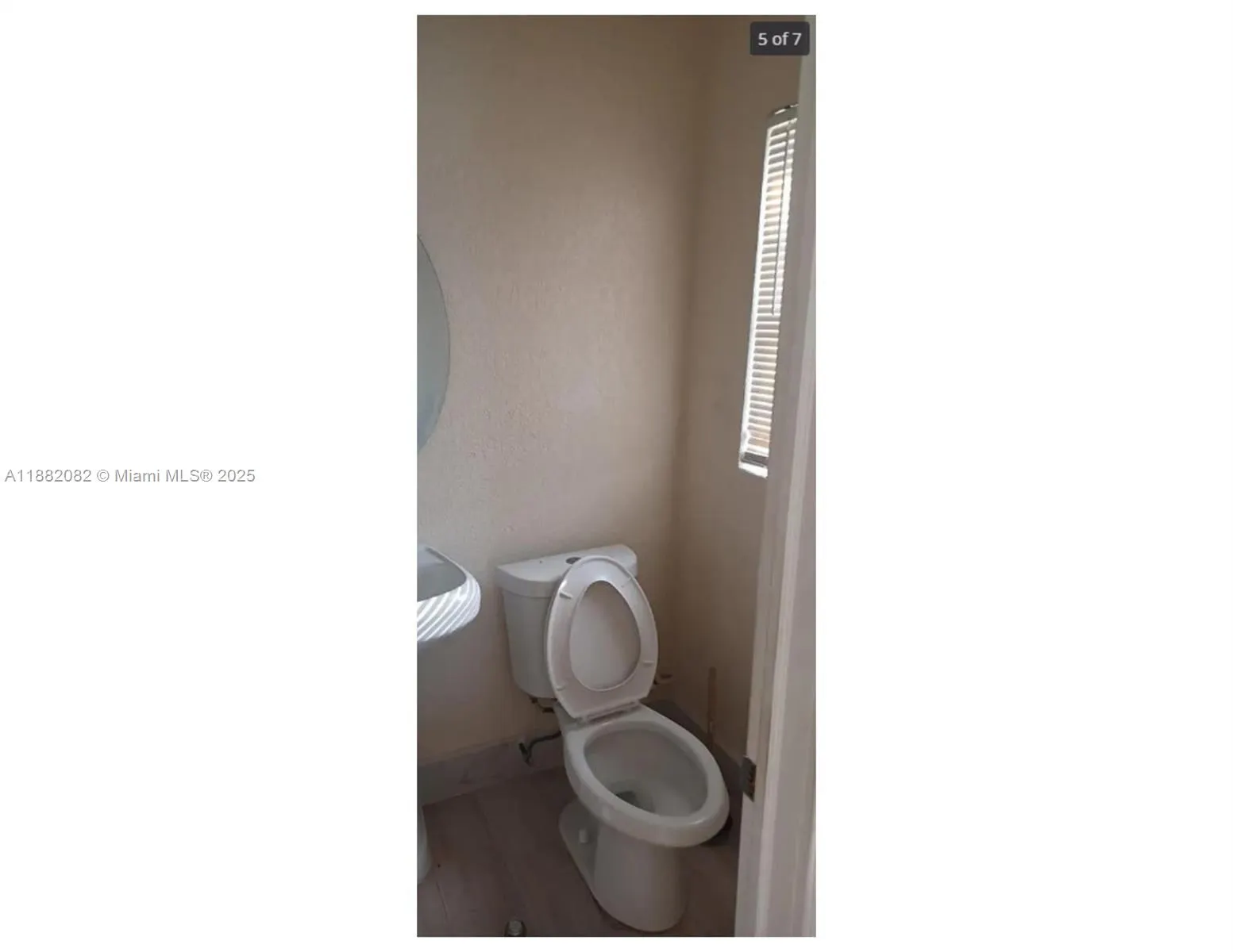 1200 NE 110th St, #1
