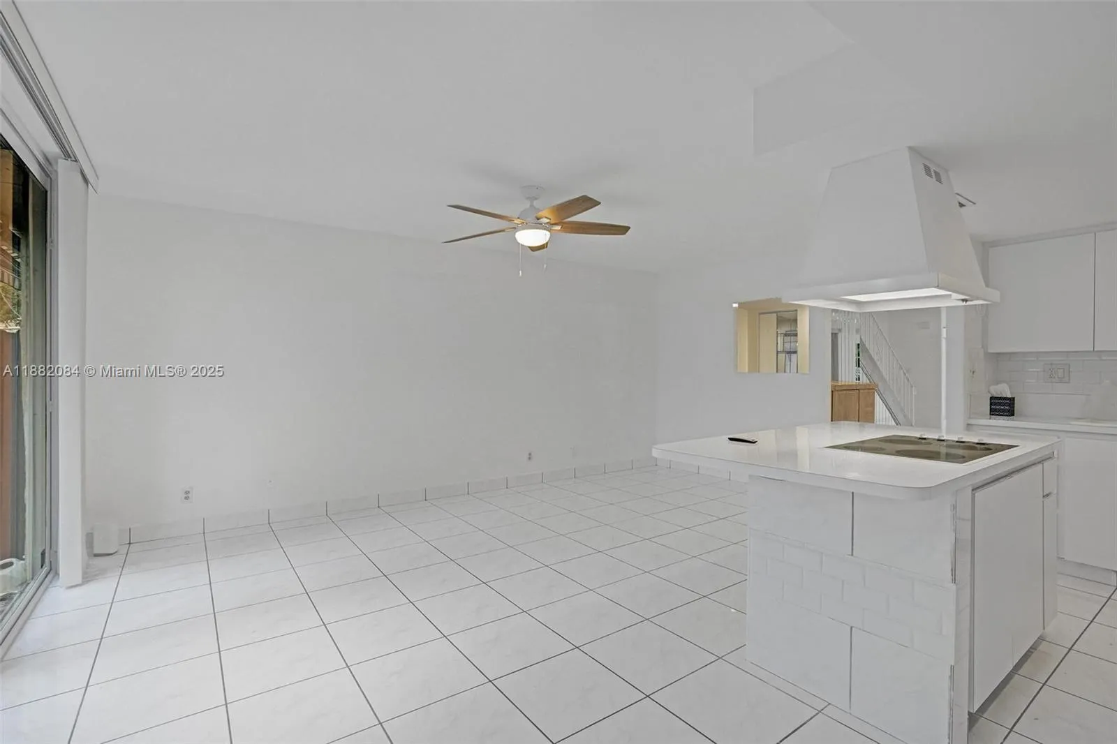 2220 NE 11th St