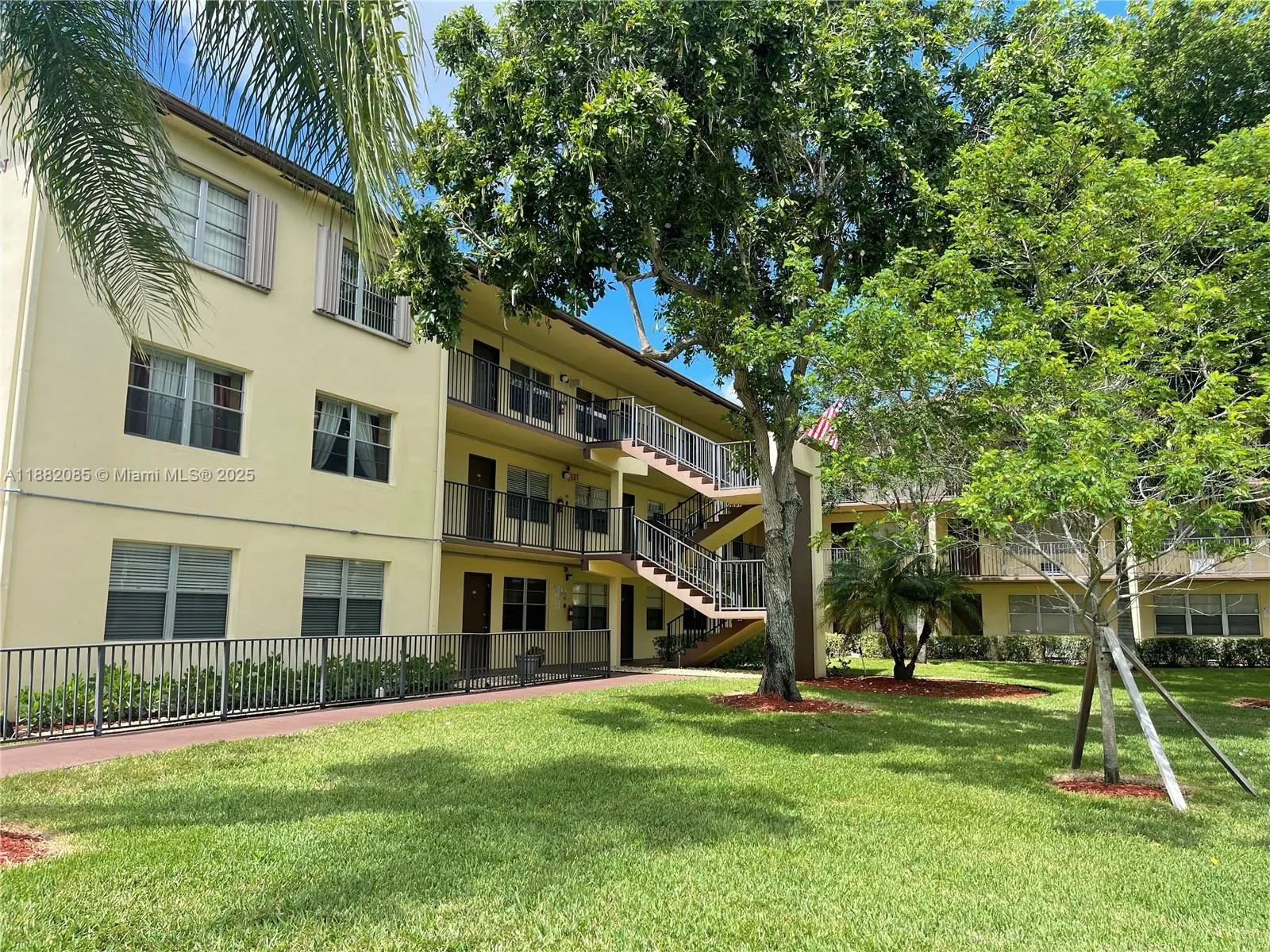 150 SW 134th Way, #304R