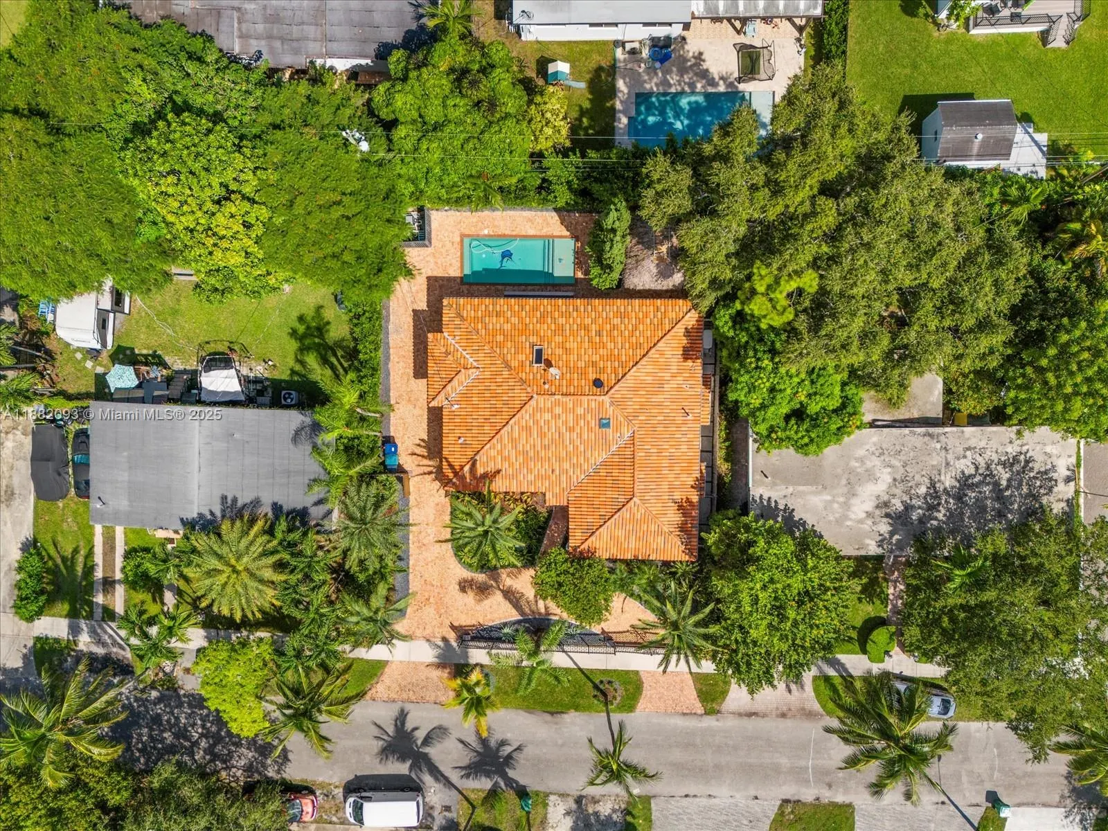 8311 SW 31 St