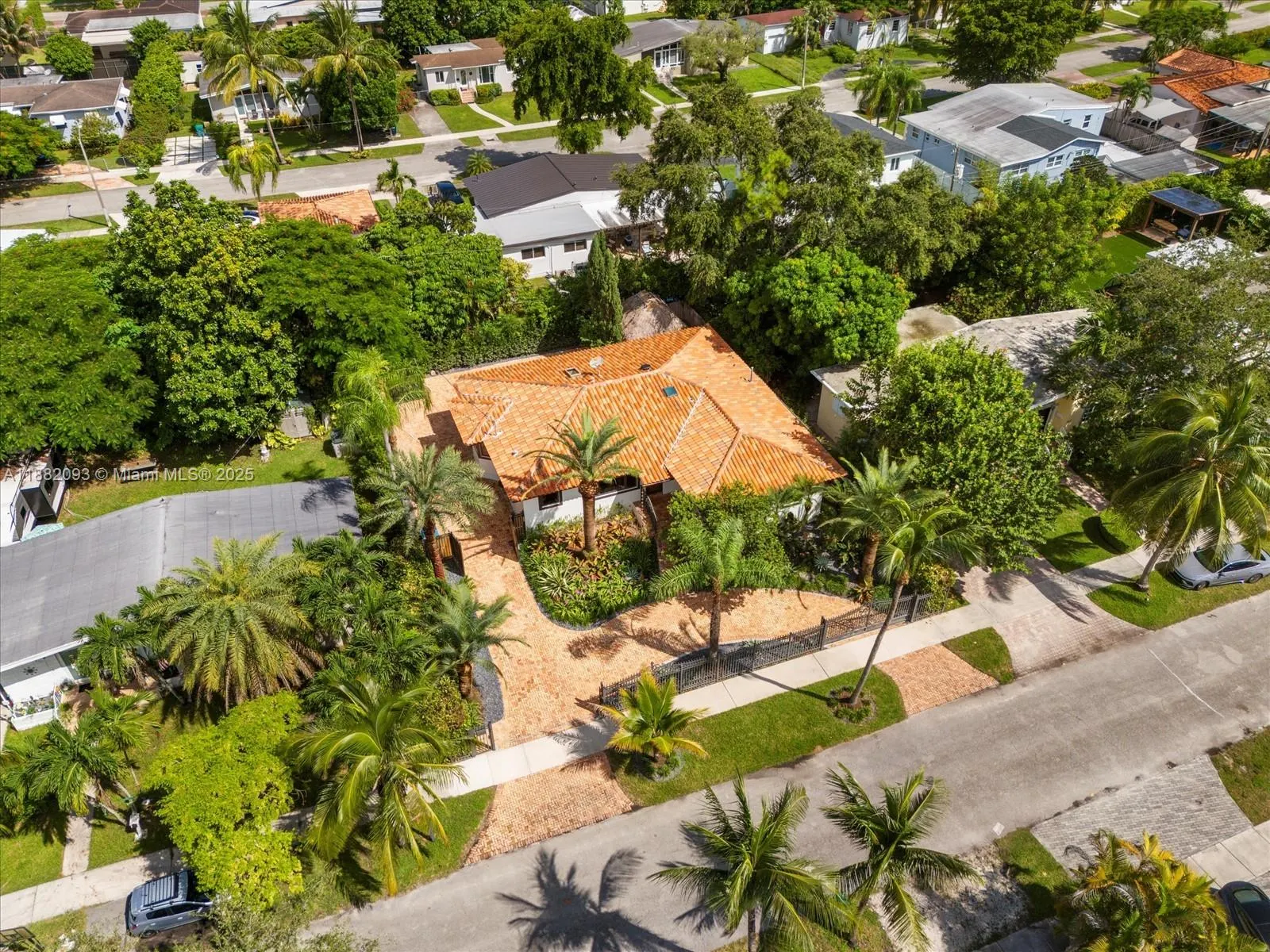 8311 SW 31 St