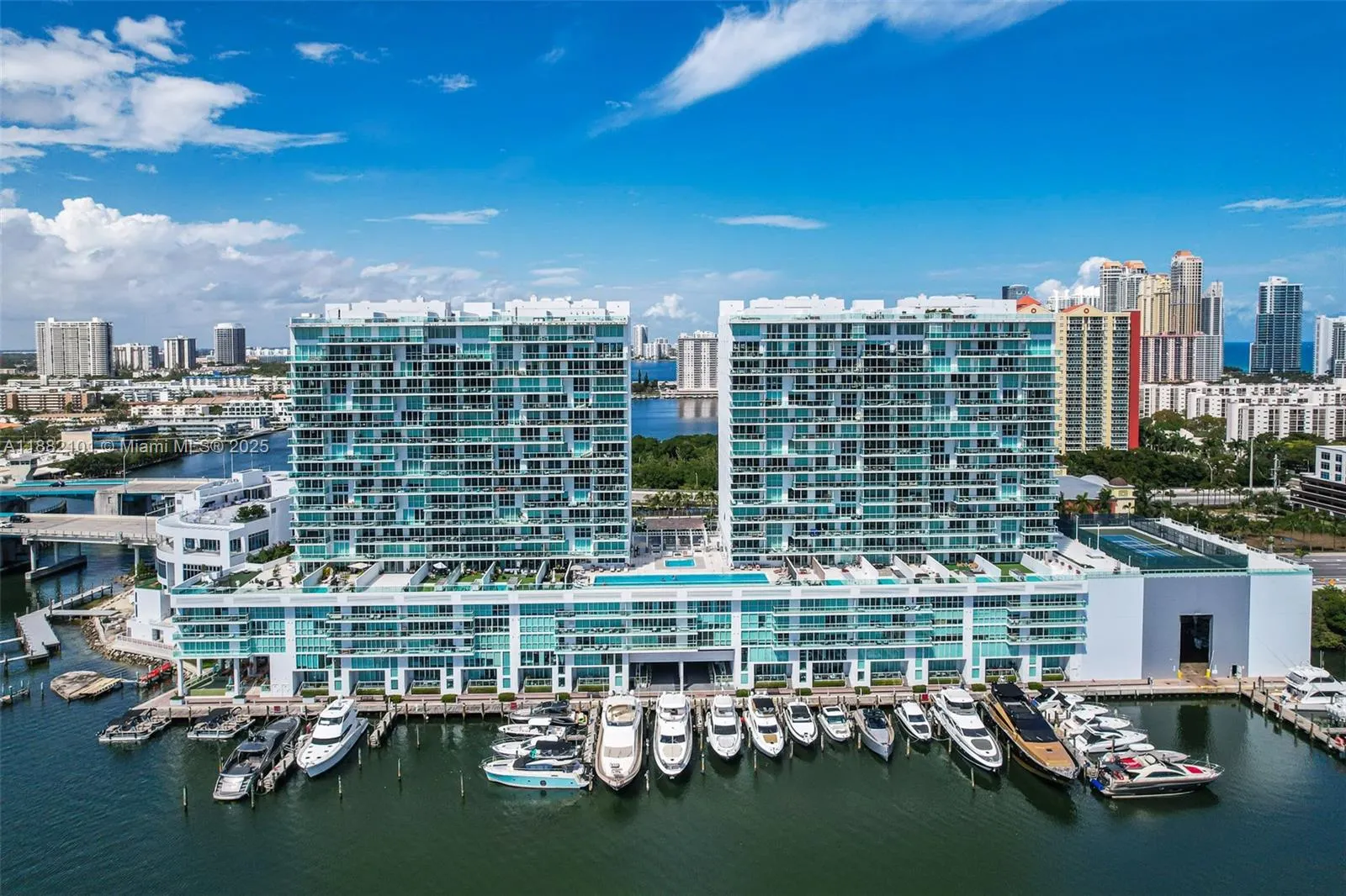 400 Sunny Isles Blvd, #920