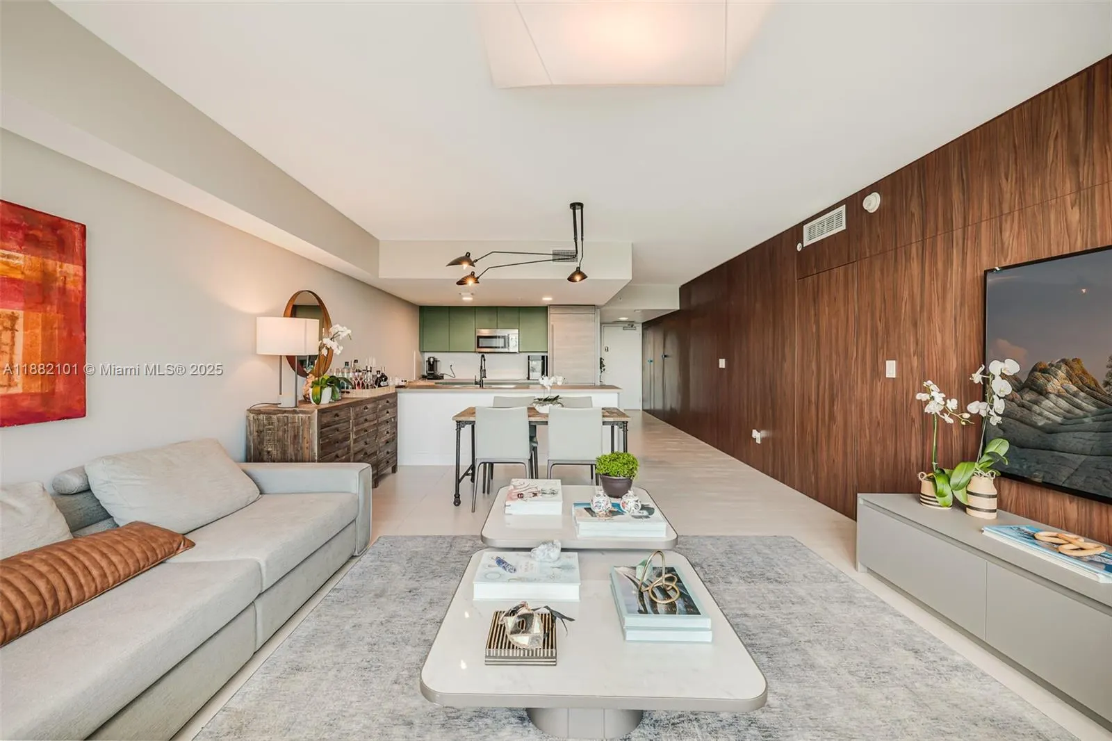 400 Sunny Isles Blvd, #920