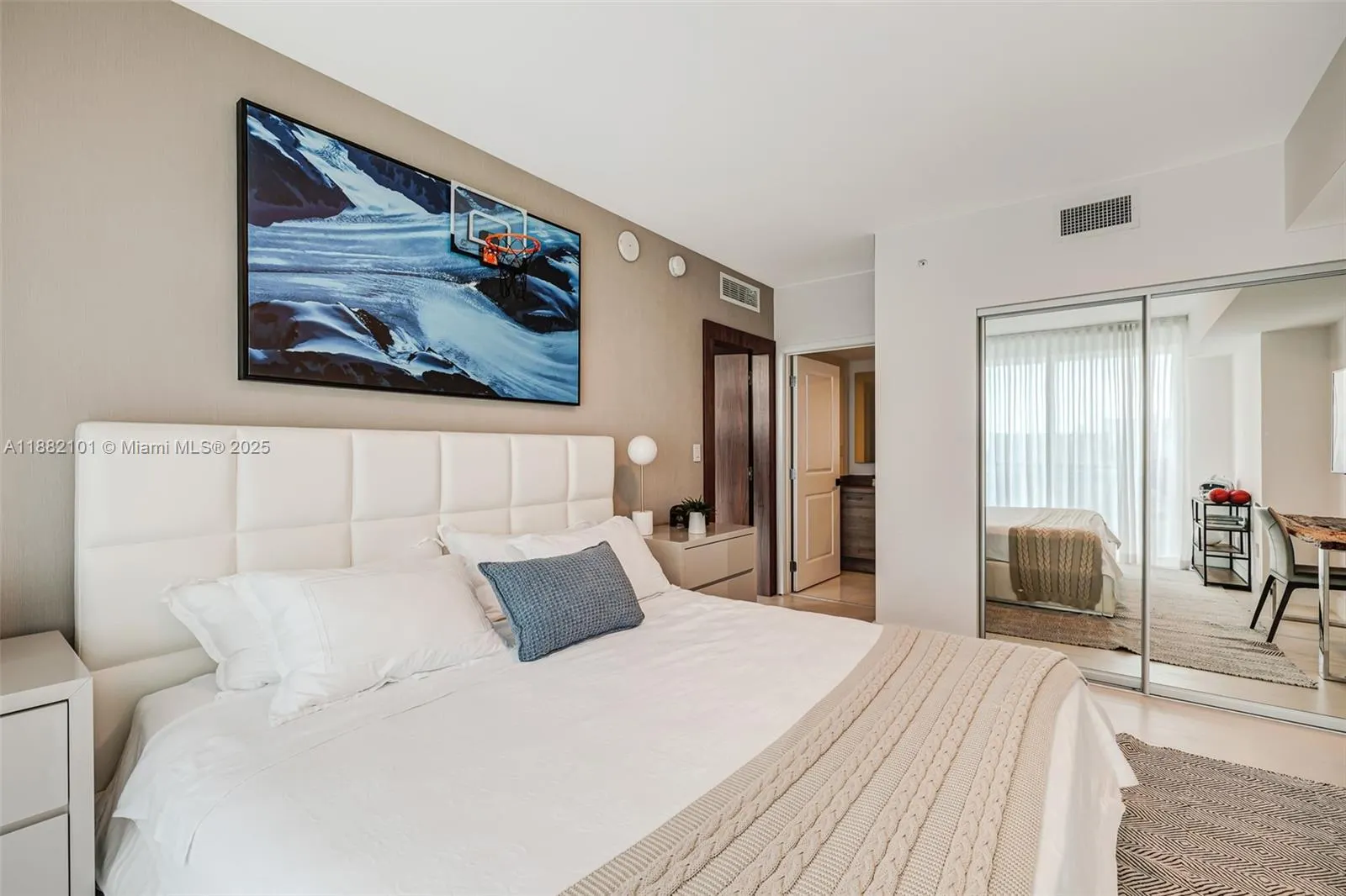 400 Sunny Isles Blvd, #920