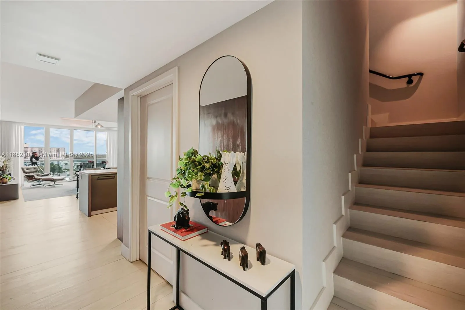 400 Sunny Isles Blvd, #920