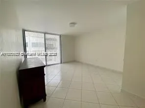 6061 Collins Ave, #17B