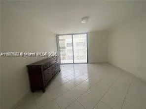 6061 Collins Ave, #17B