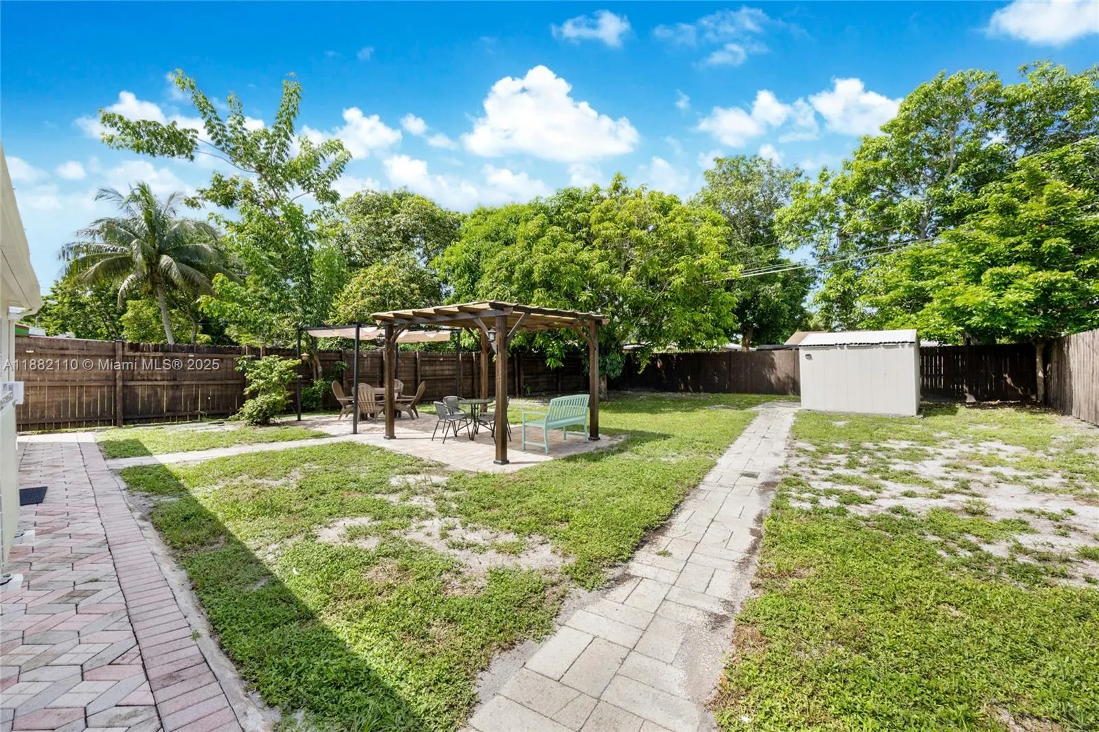 1529 NW 2nd Ave
