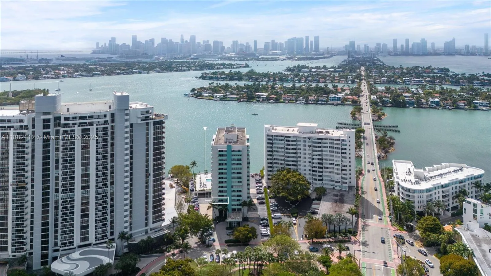 5 Island Ave, #4H
