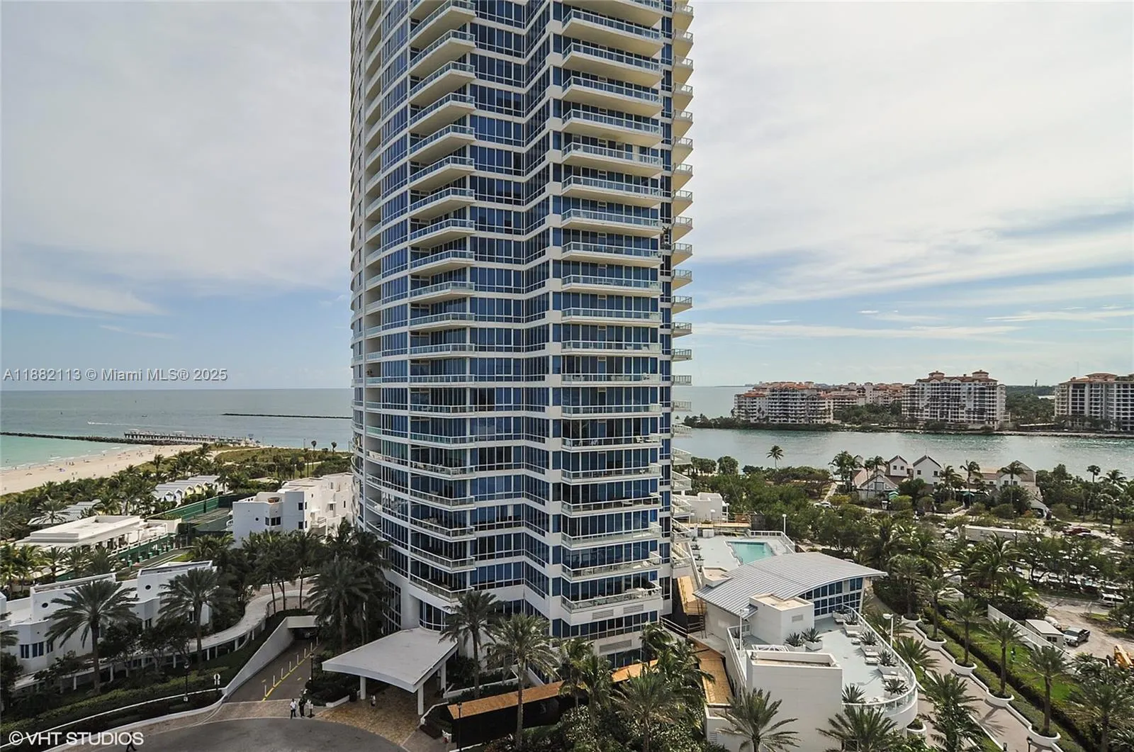 50 S Pointe Dr, #1405