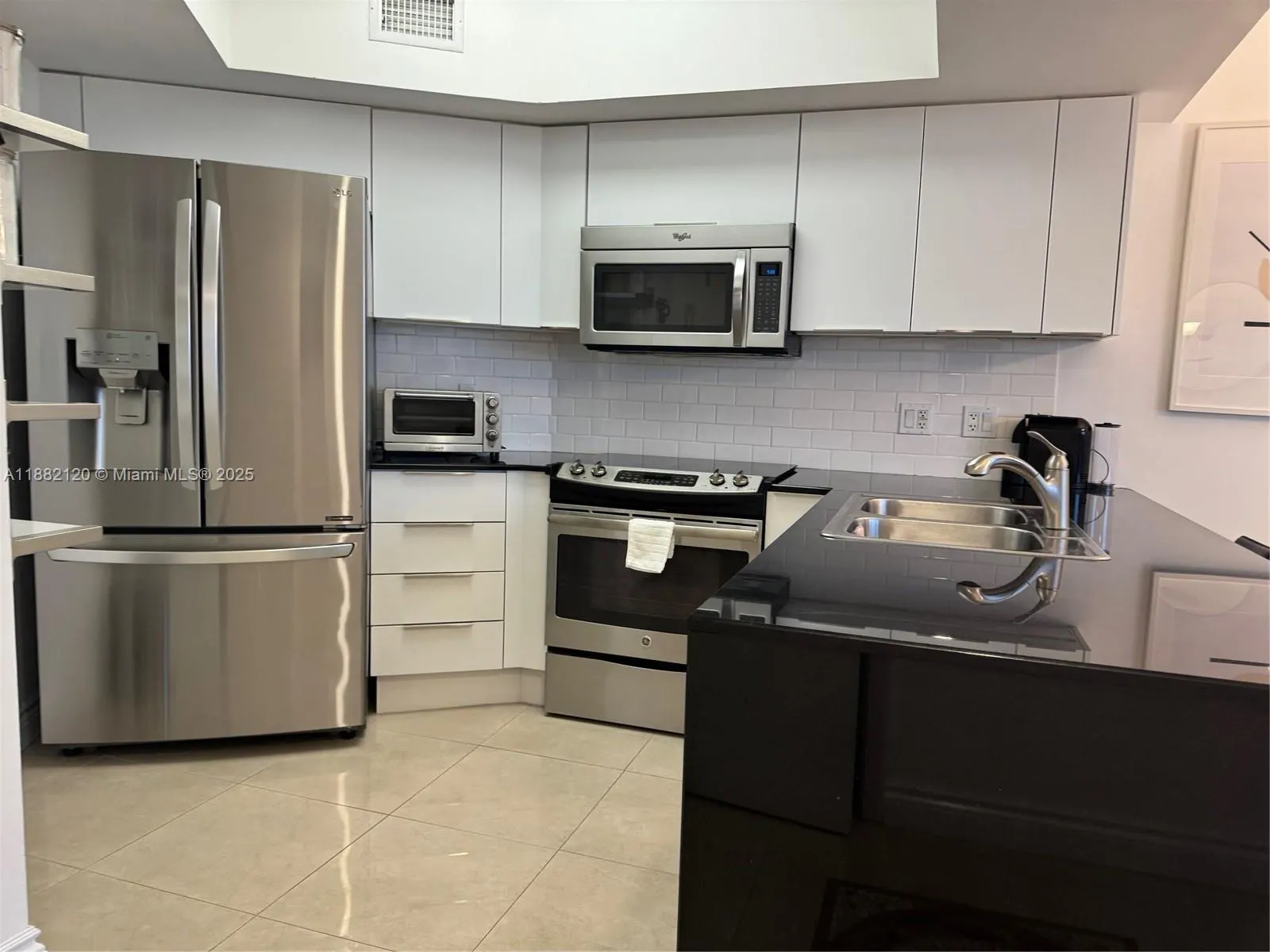 1750 N Bayshore Dr, #3314
