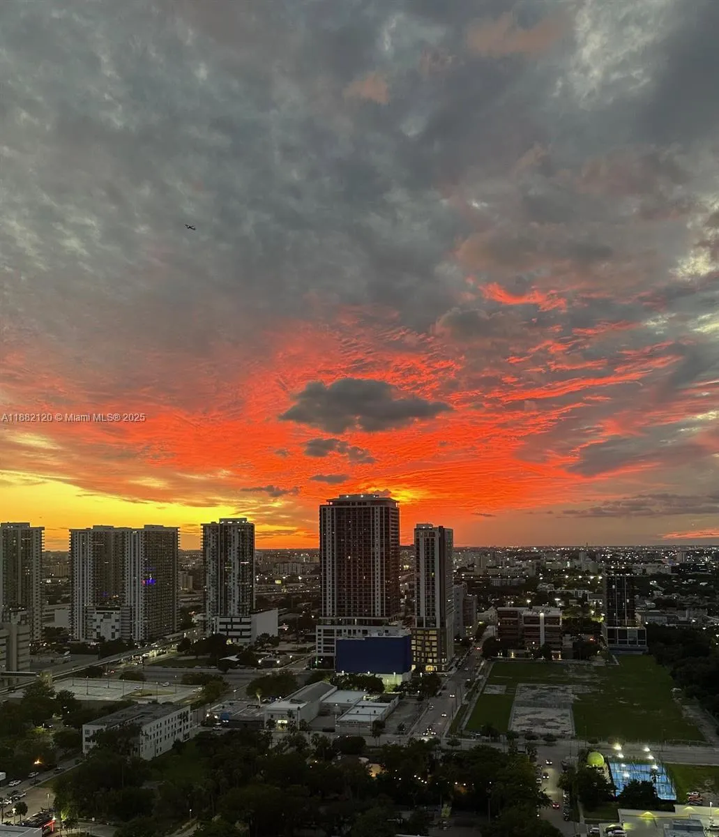 1750 N Bayshore Dr, #3314