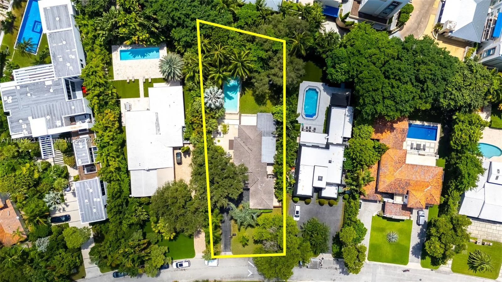 560 Sabal Palm Rd