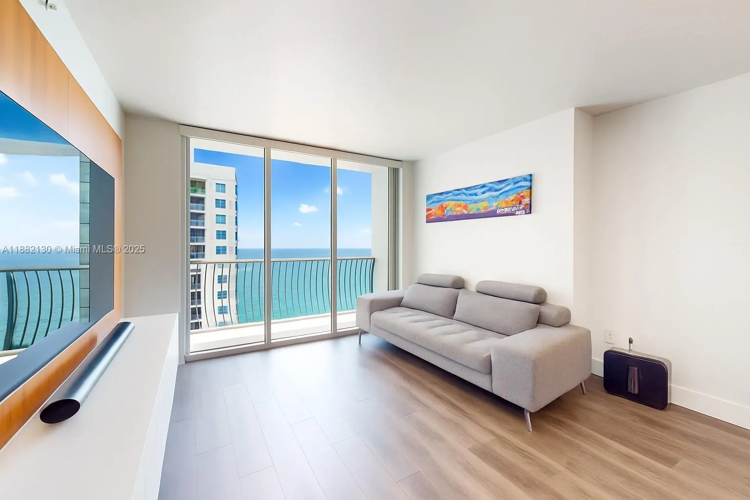 1750 N Bayshore Dr, #2803
