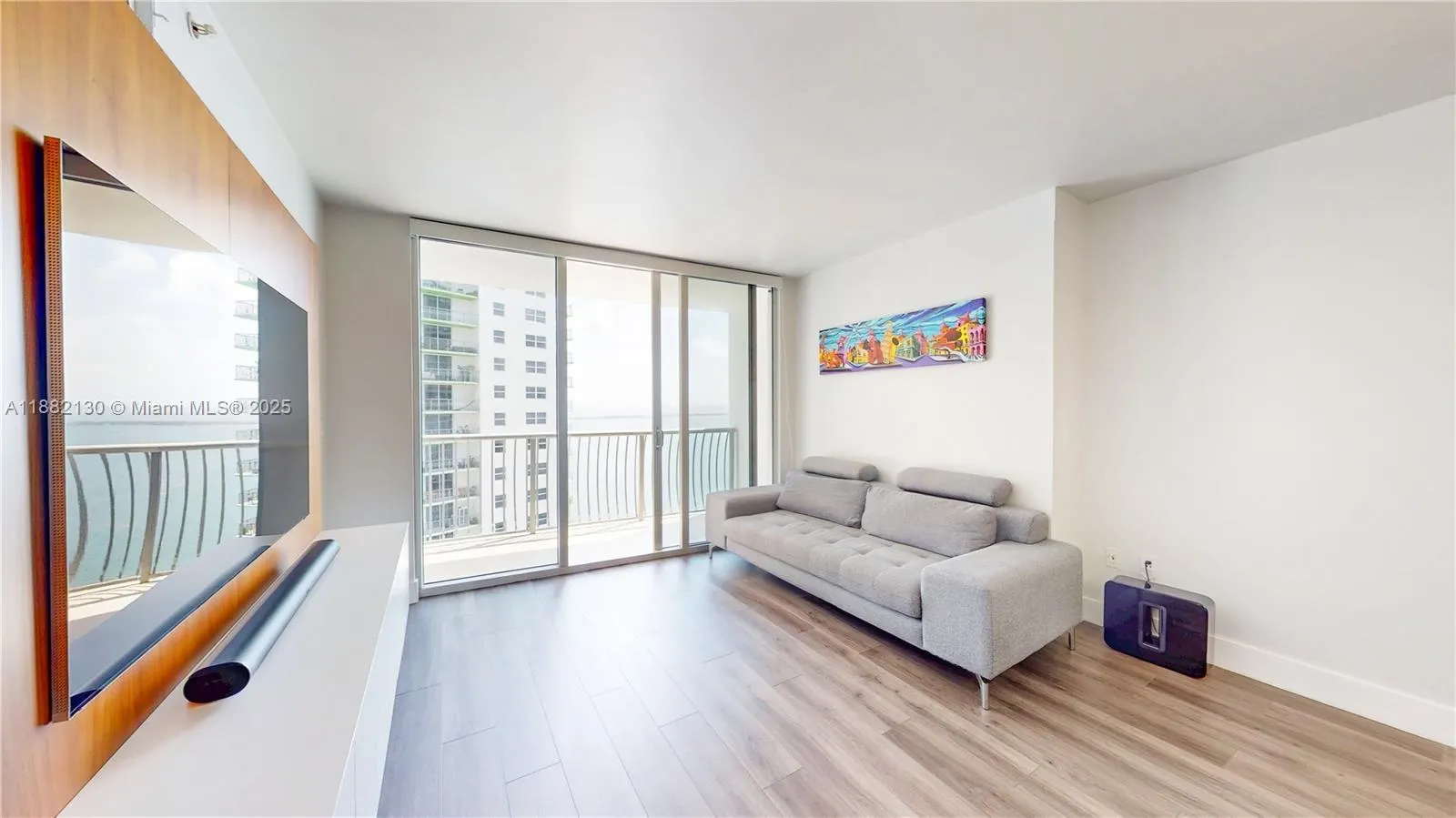 1750 N Bayshore Dr, #2803