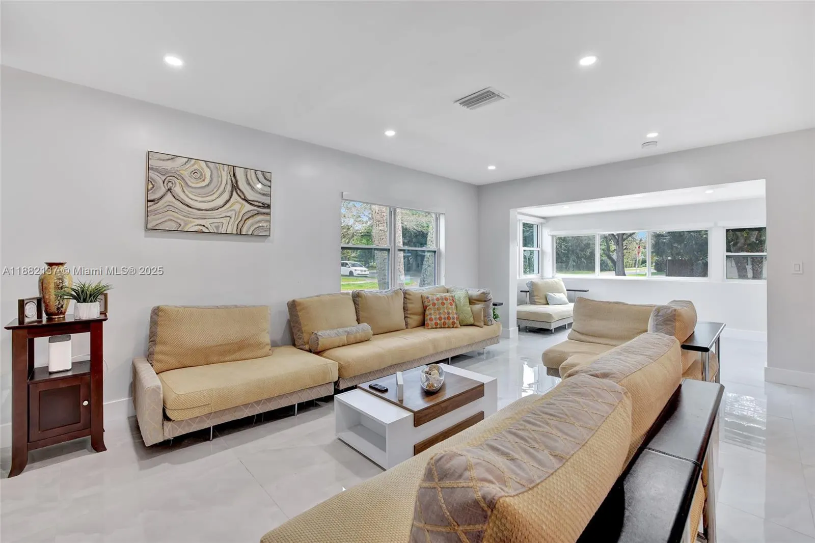 1001 SW 19th St
