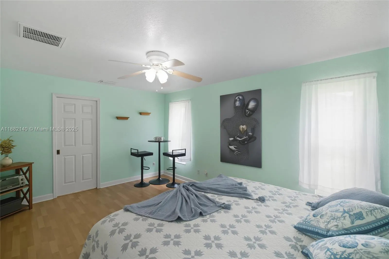 112 SW 34th ST