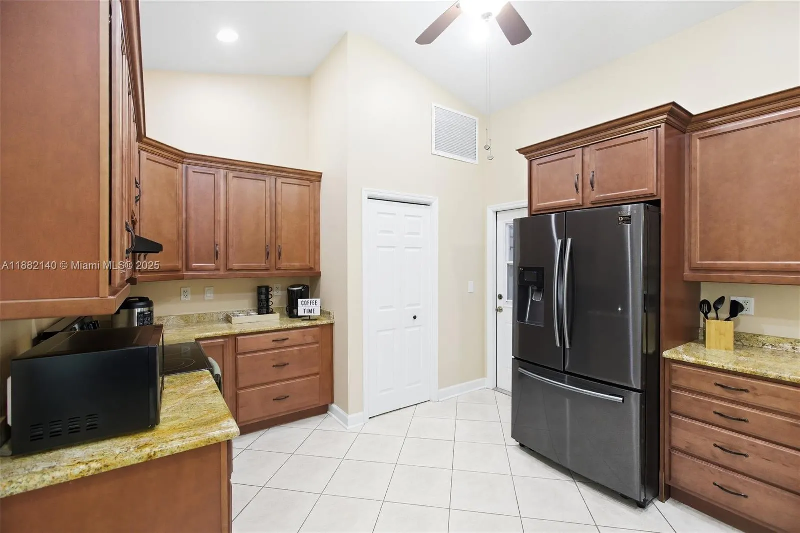 112 SW 34th ST