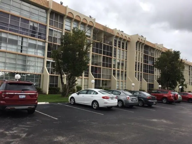 801 Three Islands Blvd, #212