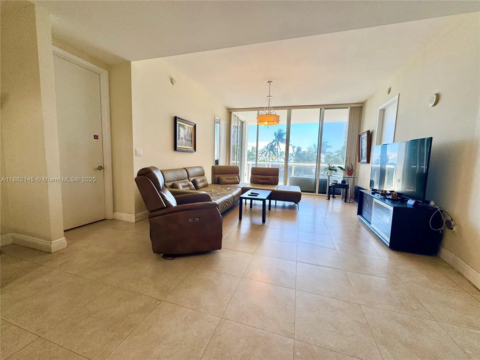 18101 Collins Ave, #602