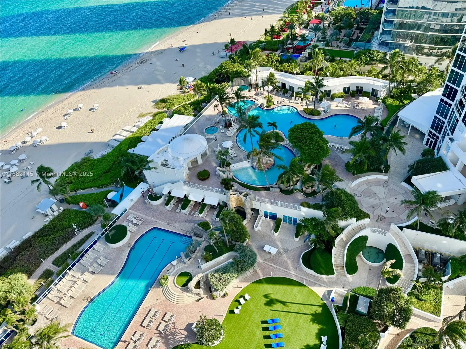 18101 Collins Ave, #602