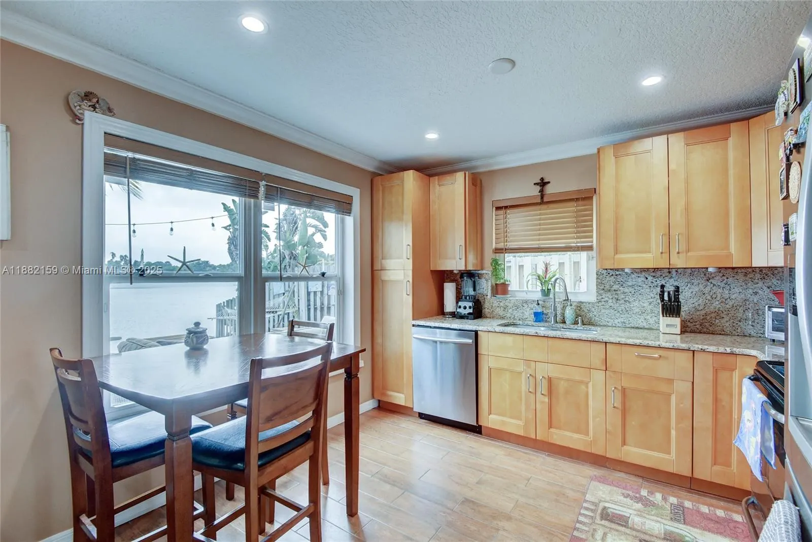 6194 Buena Vista Dr, #6194