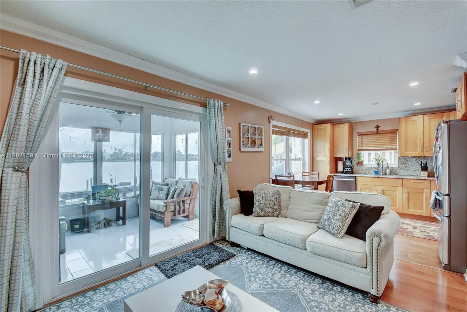 6194 Buena Vista Dr, #6194