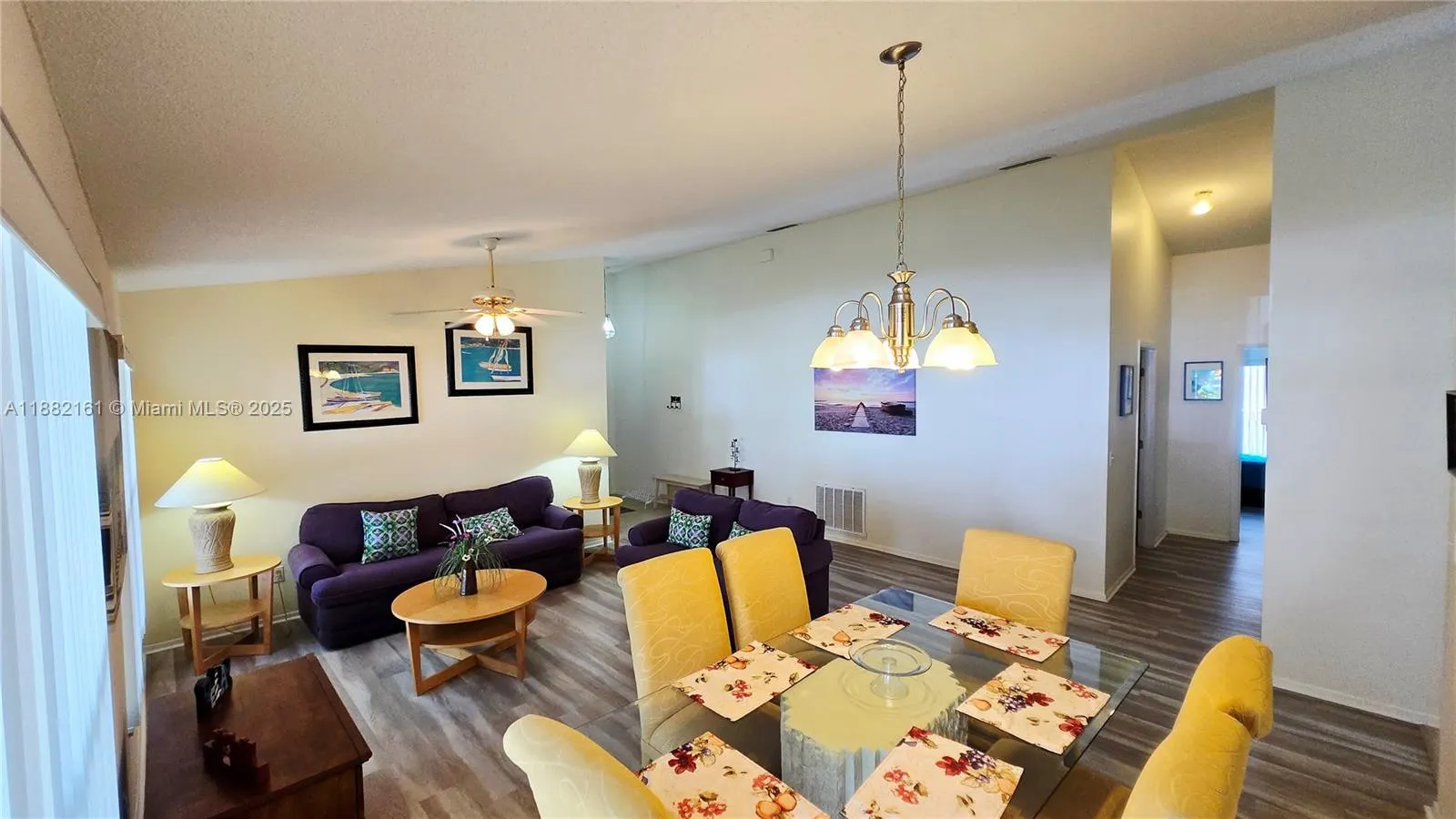 550 Castlemain Cir
