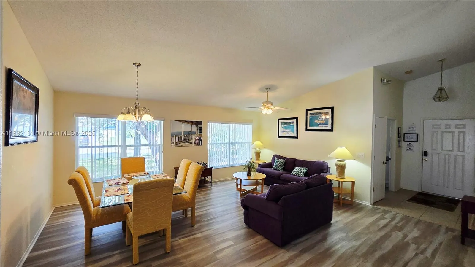 550 Castlemain Cir