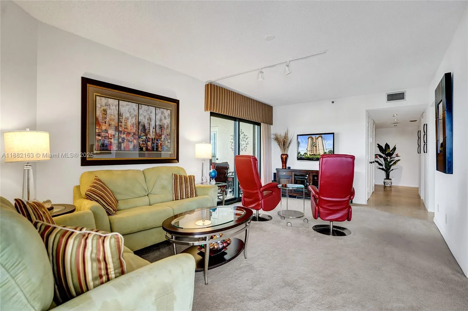 501 N Riverside Dr, #PH2