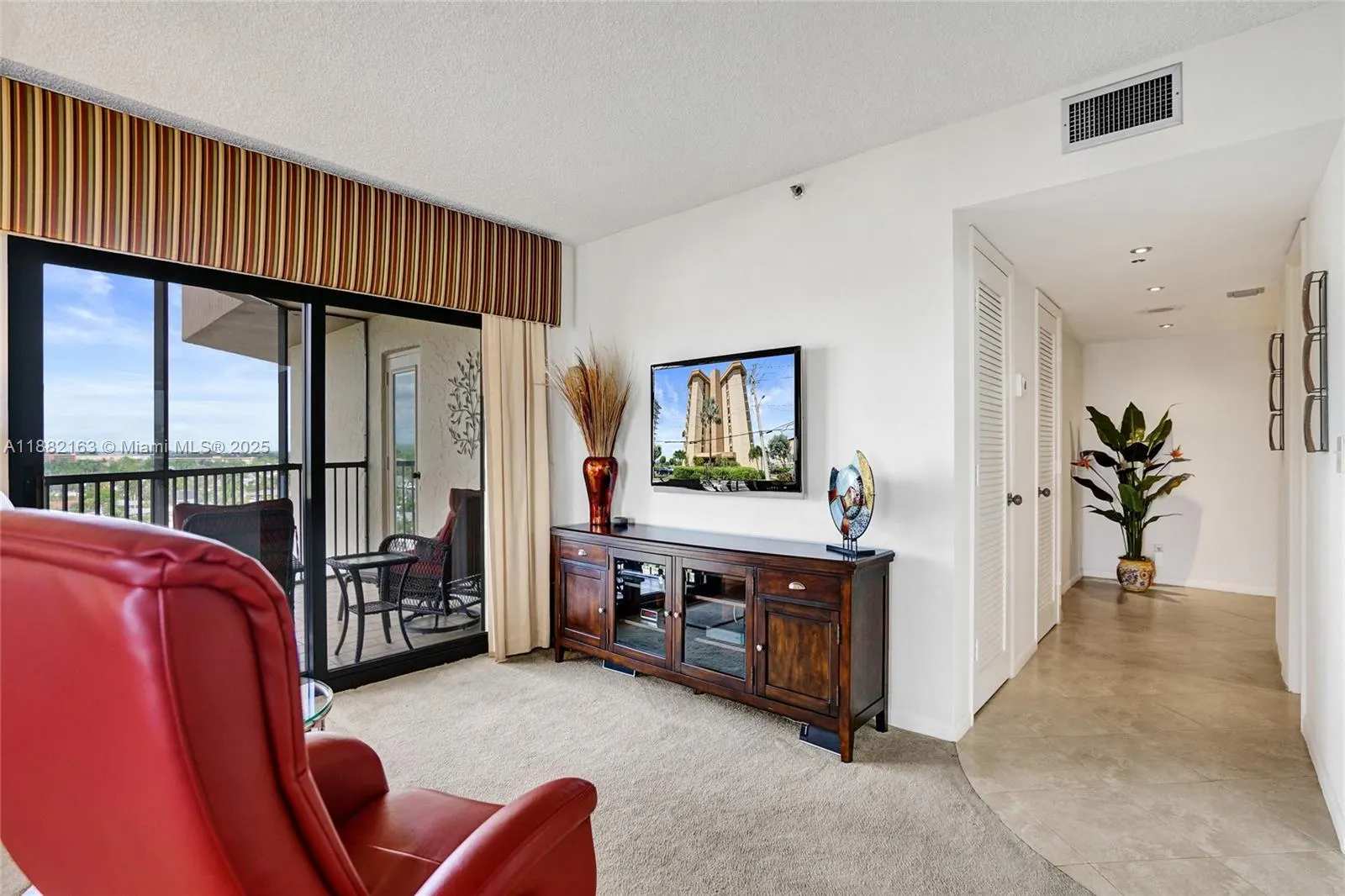 501 N Riverside Dr, #PH2
