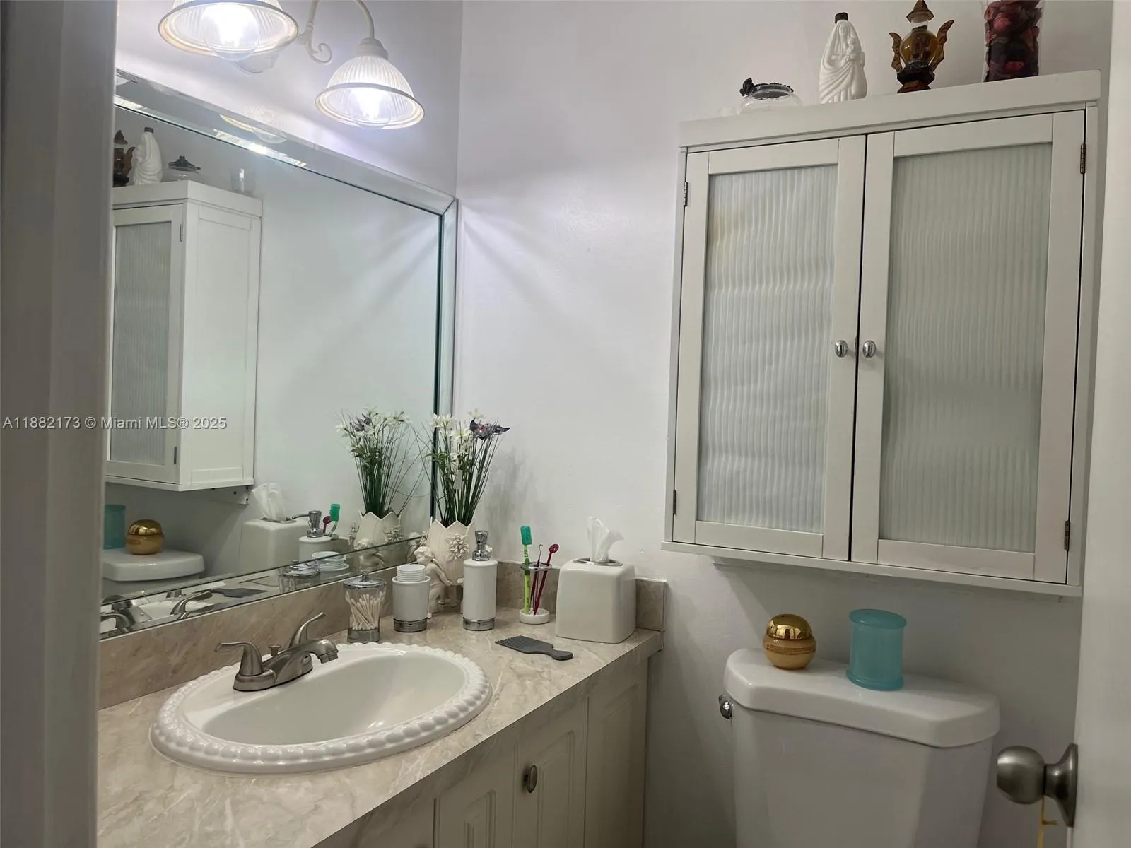 300 Bayview Dr, #1109