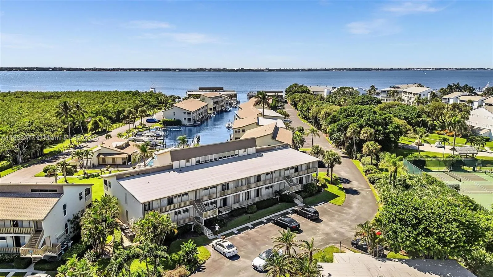 1456 NE Ocean Blvd, #7-204