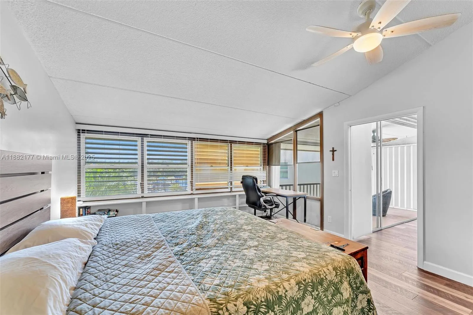 1456 NE Ocean Blvd, #7-204