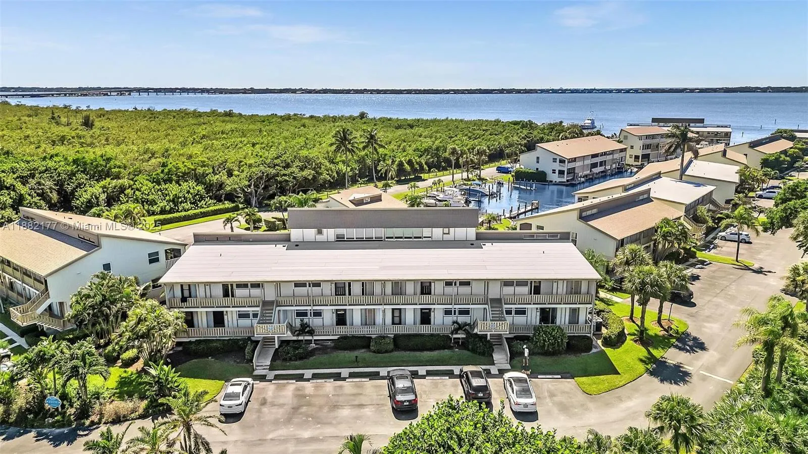 1456 NE Ocean Blvd, #7-204