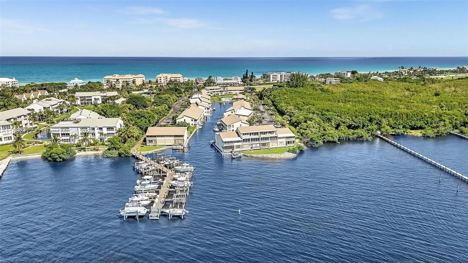 1456 NE Ocean Blvd, #7-204
