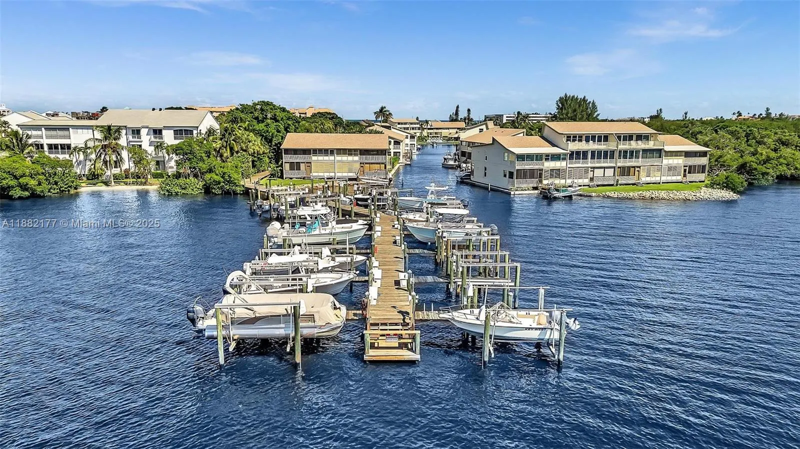 1456 NE Ocean Blvd, #7-204